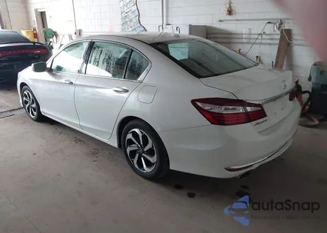 2017 Honda Accord Ex-L V6 z USA, uszkodzony, nr VIN 1HGCR3F84HA011933